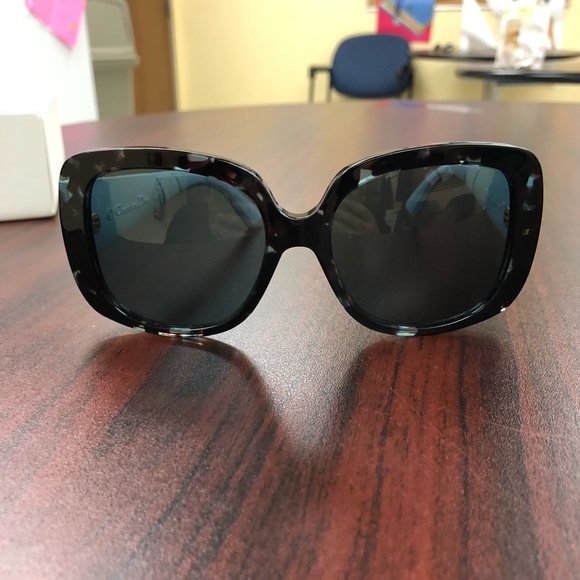 Christian Dior sunglasses - Picture 4 of 7